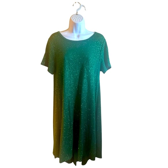 LuLaRoe Carly Swing Dress Size Medium Green Sparkle Short Sleeve Flowy Relaxed - Picture 1 of 9